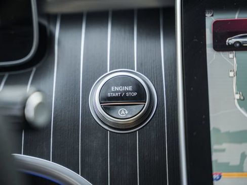 Used 2025 Mercedes-Benz CLE 450 4MATIC Coupe image 27