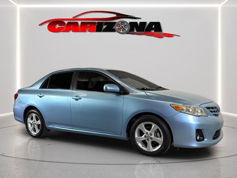 Used 2013 Toyota Corolla LE w/ Premium Pkg FWD image 2