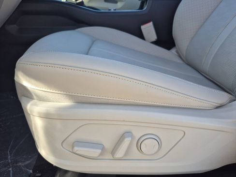 New 2026 Kia Sorento S image 11