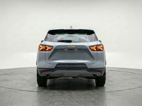 Used 2025 Chevrolet Blazer LT image 7