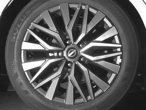 Used 2025 Nissan Altima 2.5 SV image 15