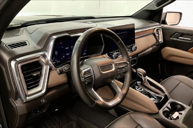 Used 2023 GMC Canyon Denali AWD/4WD image 16
