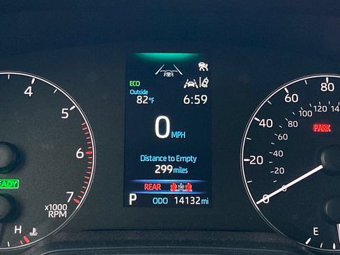Used 2025 Toyota Corolla LE FWD image 16