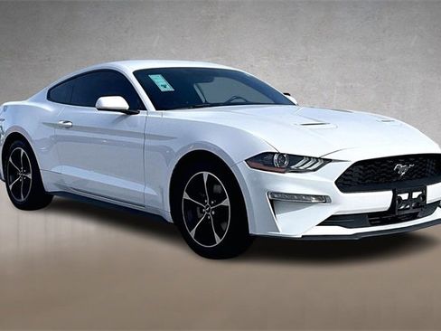Used 2018 Ford Mustang Coupe image 8