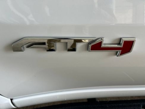 Used 2023 GMC Sierra 1500 AT4 w/ AT4 Premium Package AWD/4WD image 30