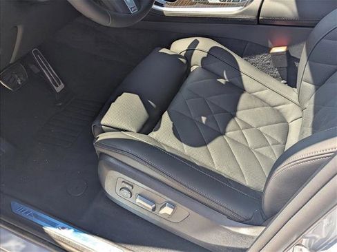 New 2026 BMW X5 sDrive40i w/ M Sport Package RWD image 4