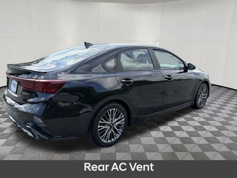 Used 2023 Kia Forte GT-Line w/ GT-Line Premium Package FWD image 5