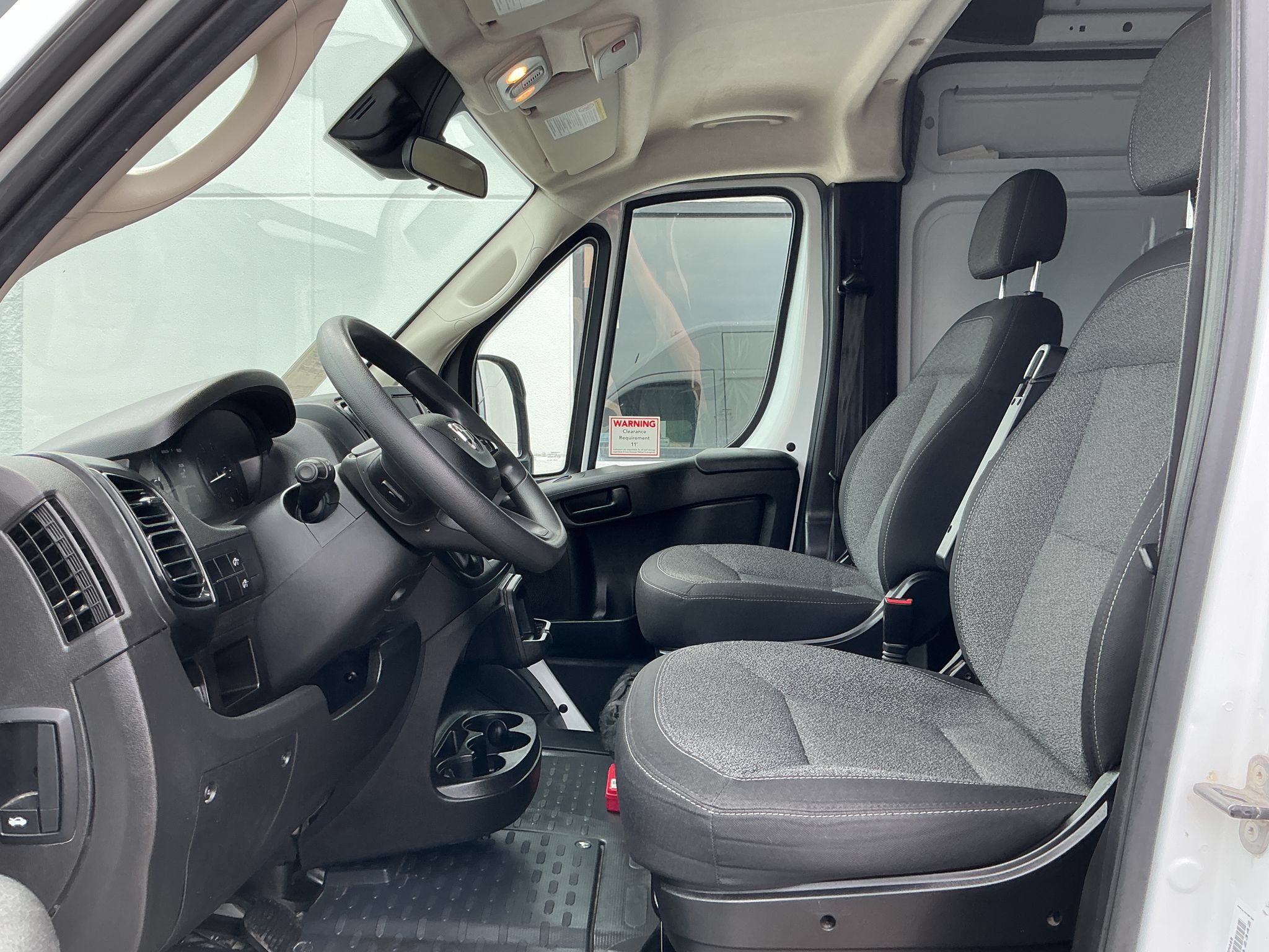 Used 2023 RAM ProMaster 2500 FWD image 12