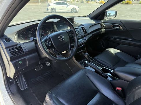 Used 2017 Honda Accord Sport Special Edition image 14