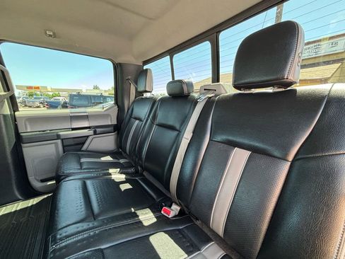 Used 2015 Ford F150 XLT w/ Equipment Group 302A Luxury AWD/4WD image 21