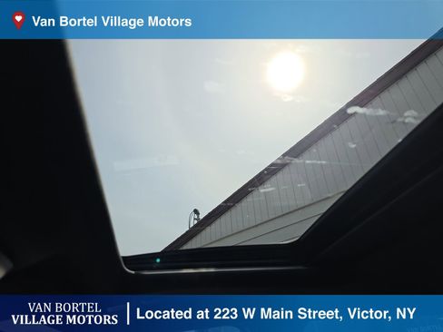 Used 2021 Jeep Grand Cherokee Trailhawk image 23