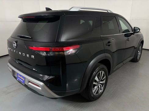 Used 2023 Nissan Pathfinder SL image 8
