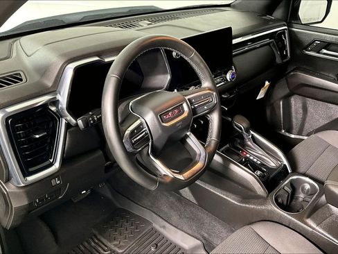 Used 2024 GMC Canyon Elevation w/ Convenience Package image 13