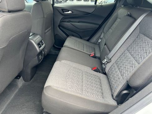 Certified 2024 Chevrolet Equinox LT FWD image 25