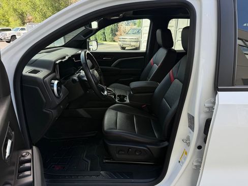 Used 2023 Chevrolet Colorado Z71 w/ Z71 Convenience Package 2 AWD/4WD image 20