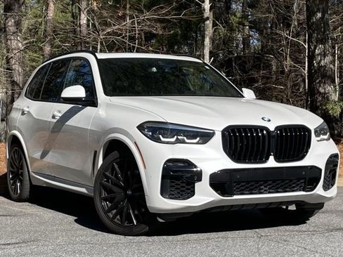 Used 2023 BMW X5 sDrive40i w/ M Sport Package image 9