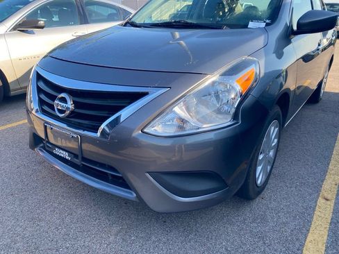 Used 2017 Nissan Versa SV FWD image 16