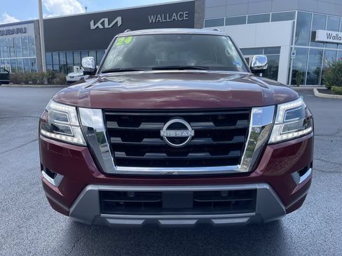 Used 2024 Nissan Armada Platinum w/ Captain's Chairs Package AWD/4WD image 2