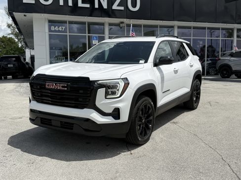 Used 2026 GMC Terrain Elevation w/ Elevation Premium Package FWD image 1