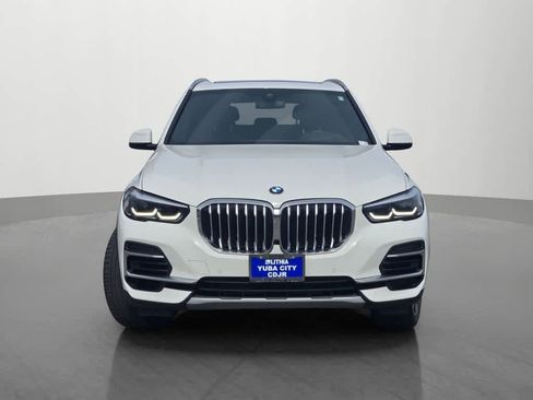Used 2022 BMW X5 sDrive40i w/ Premium Package image 2