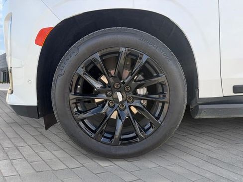 Used 2024 Cadillac Escalade Sport Platinum w/ LPO, ONYX Package AWD/4WD image 9