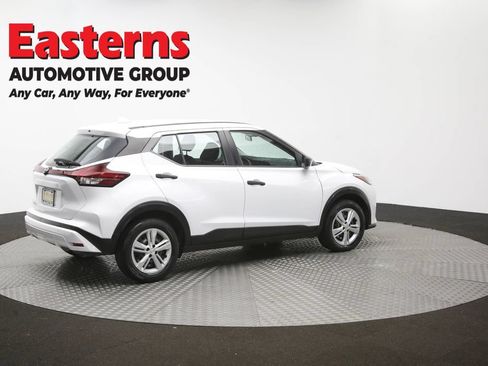 Used 2024 Nissan Kicks S FWD image 41