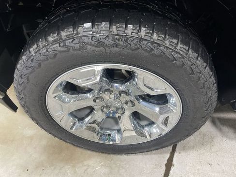 Certified 2022 RAM 1500 Big Horn AWD/4WD image 11