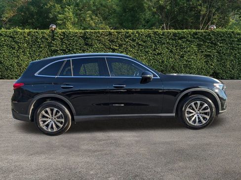 Used 2024 Mercedes-Benz GLC 300 GLC 300 image 3