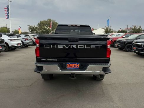 Used 2020 Chevrolet Silverado 2500 LTZ w/ LTZ Premium Package image 6