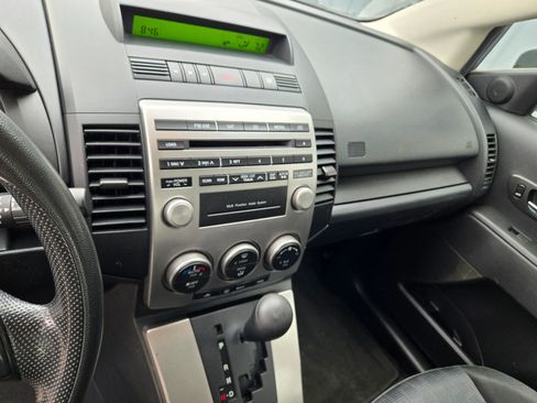 Used 2010 MAZDA MAZDA5 Sport image 29