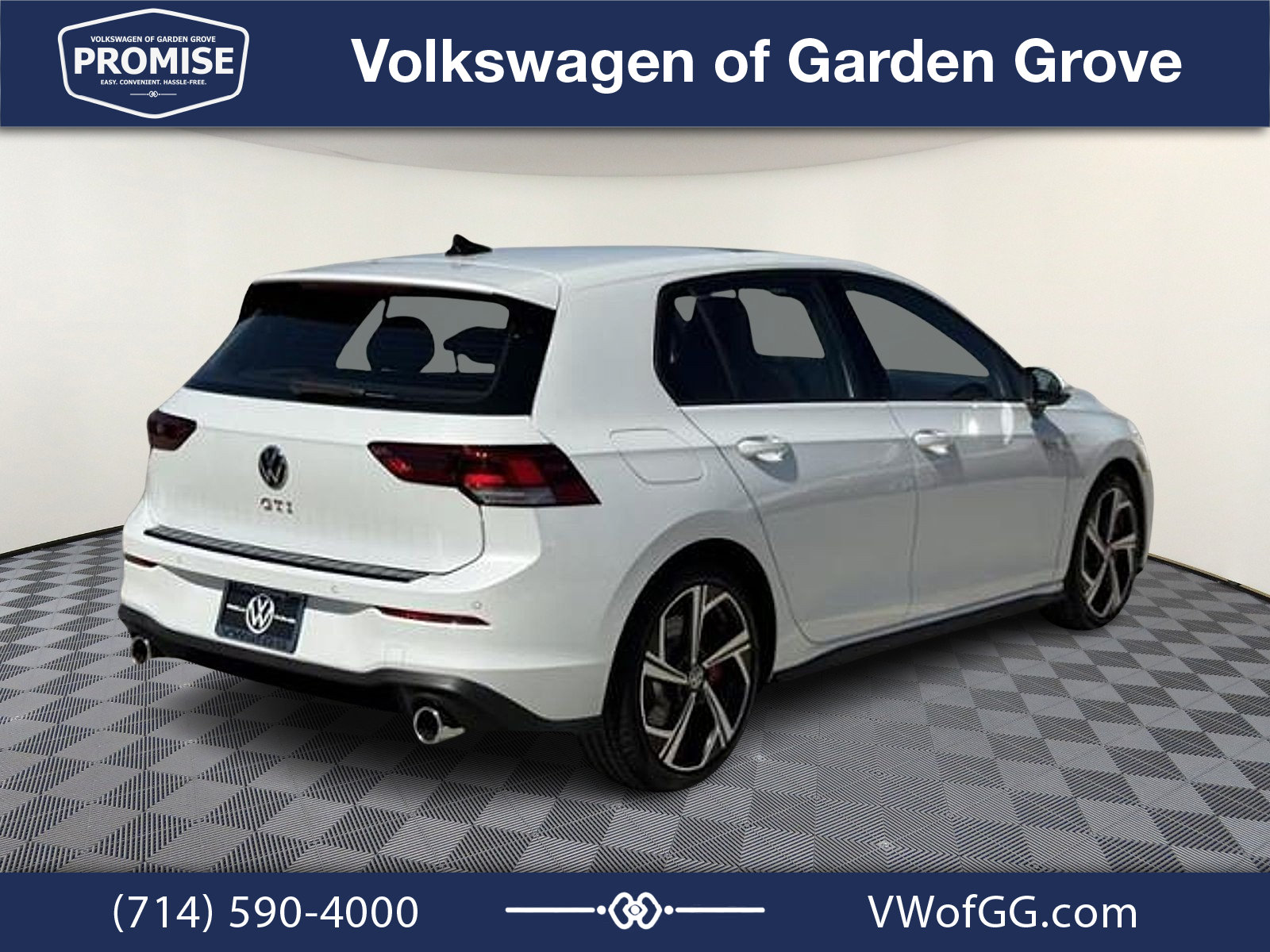 New 2026 Volkswagen GTI SE FWD image 7