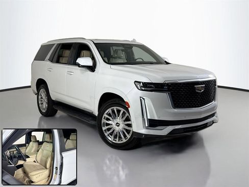 Used 2021 Cadillac Escalade Premium Luxury AWD/4WD image 2