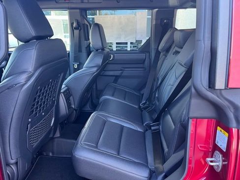 New 2025 Ford Bronco Badlands AWD/4WD image 5