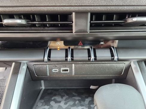 Used 2024 Chevrolet Colorado Trail Boss w/ Advanced Trailering Package image 18