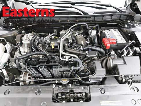 Used 2024 Nissan Altima 2.5 SV w/ SV Premium Package FWD image 7