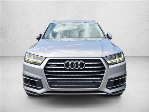 Used 2019 Audi Q7 3.0T Prestige AWD/4WD image 3