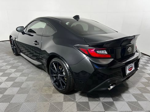 Certified 2023 Toyota GR86 Premium image 7