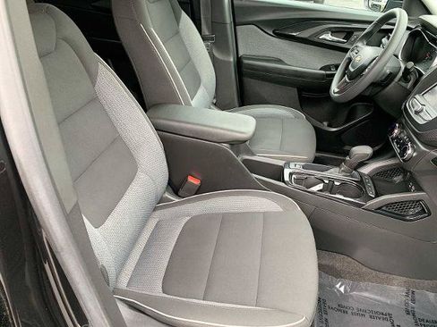Certified 2023 Chevrolet TrailBlazer LT AWD/4WD image 25