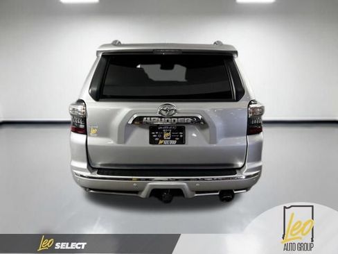 Used 2021 Toyota 4Runner Limited AWD/4WD image 7