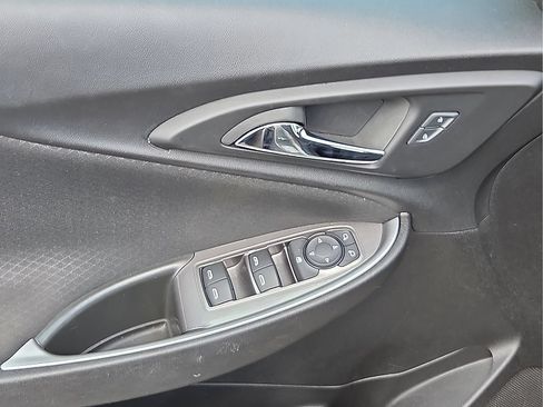 Used 2024 Chevrolet Malibu LT FWD image 13
