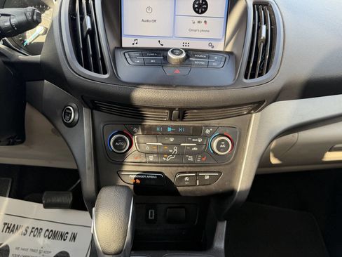 Used 2019 Ford Escape SE image 32