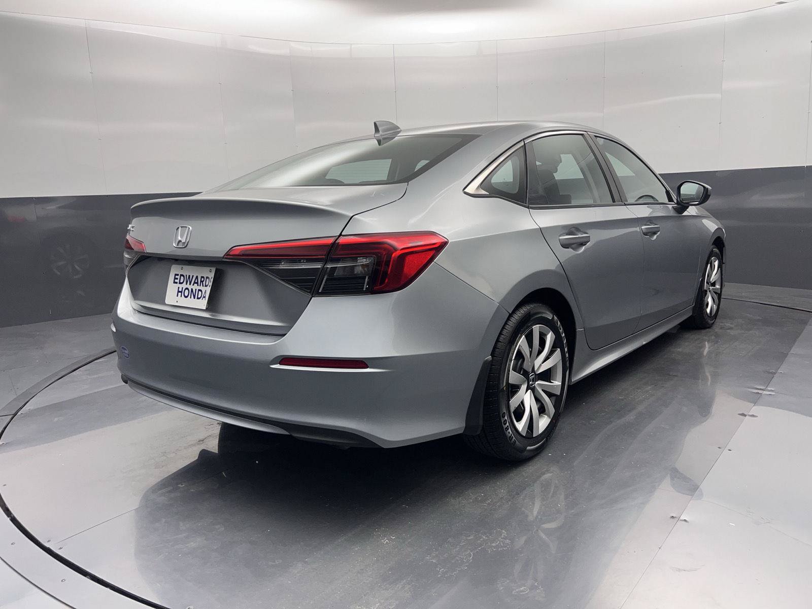 Used 2022 Honda Civic LX image 31