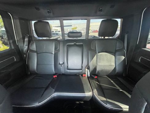 Used 2025 RAM 2500 Laramie AWD/4WD image 24