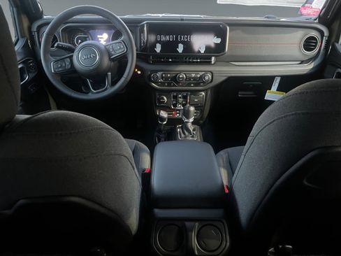 New 2026 Jeep Gladiator Rubicon AWD/4WD image 10