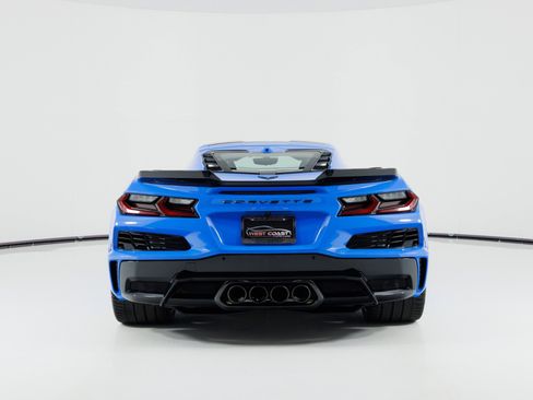 Used 2023 Chevrolet Corvette Z06 w/ Battery Protection Package RWD image 5