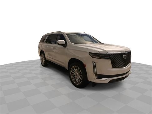 Certified 2022 Cadillac Escalade Premium Luxury image 2