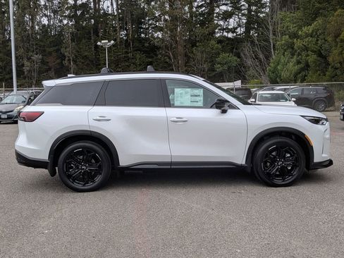 New 2026 INFINITI QX60 Sport w/ Dark Cargo Package AWD/4WD image 4