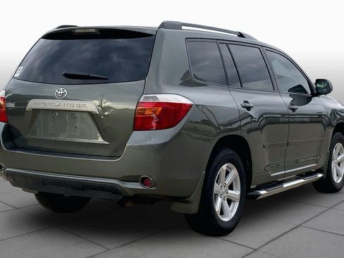 Used 2010 Toyota Highlander 2WD image 11
