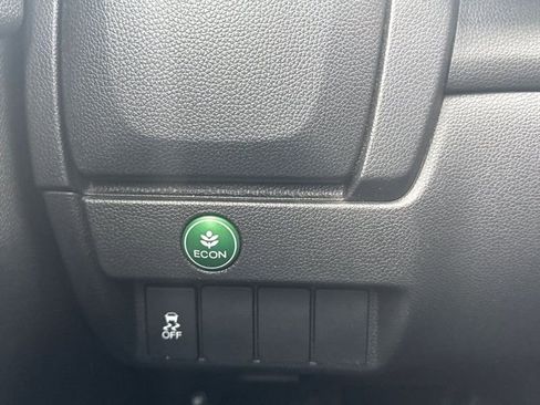 Used 2019 Honda Fit LX image 25