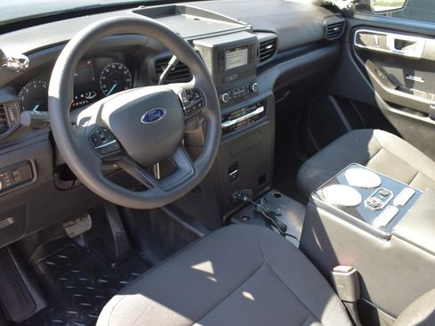 Used 2023 Ford Explorer 4WD Police Interceptor image 3